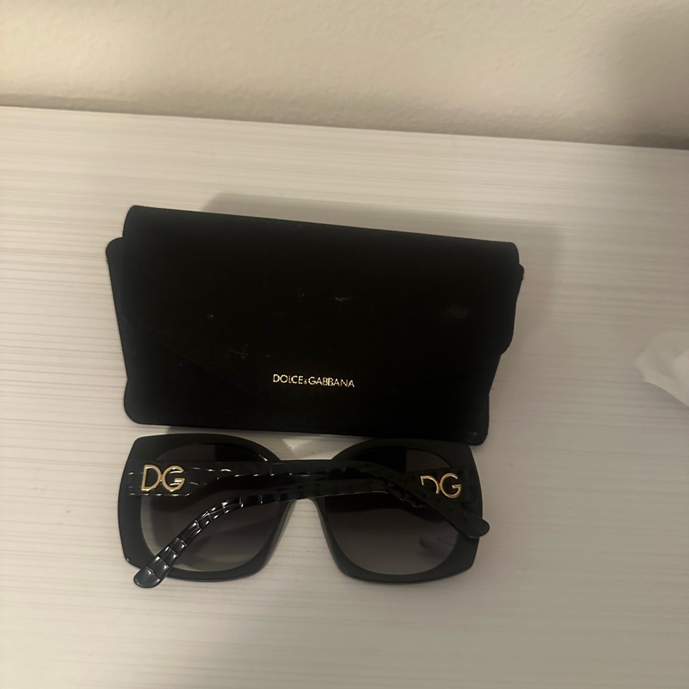Dolce & Gabbana Black Square DG Logo Sunglasses with Gradient Lenses